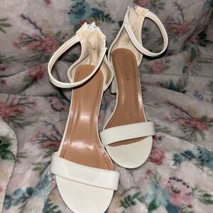 TOP Moda Cream Heels with Ankle Strap